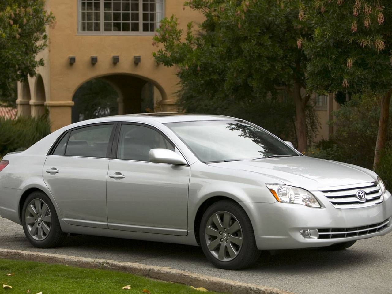Toyota Avalon Touring