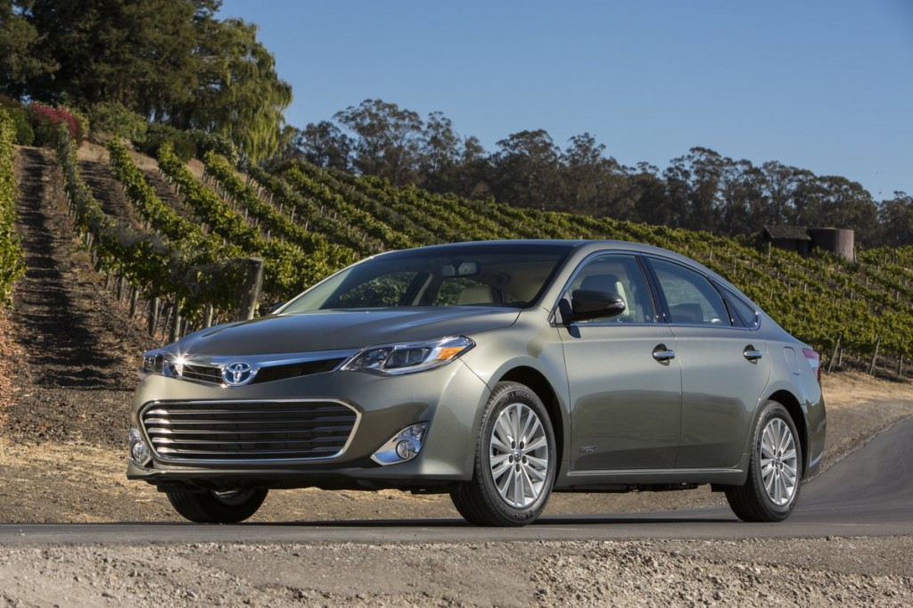 Toyota Avalon Xle Hybrid