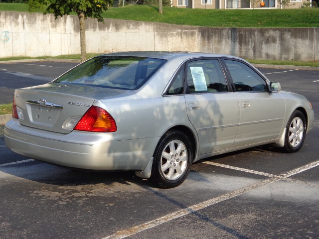Toyota Avalon Xls 2000