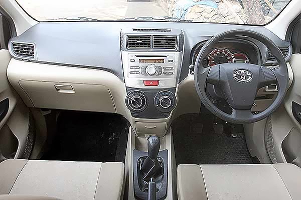 Toyota Avanza 1.3 J MT