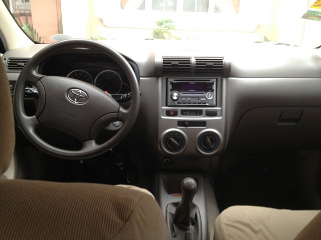 Toyota Avanza 1.5g