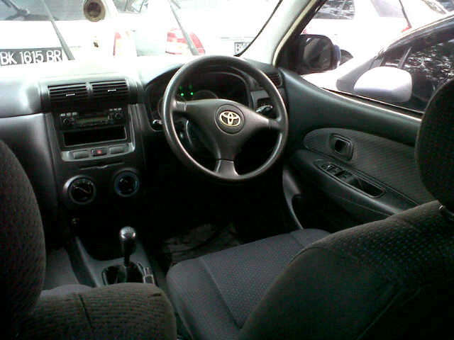 Toyota Avanza 2005