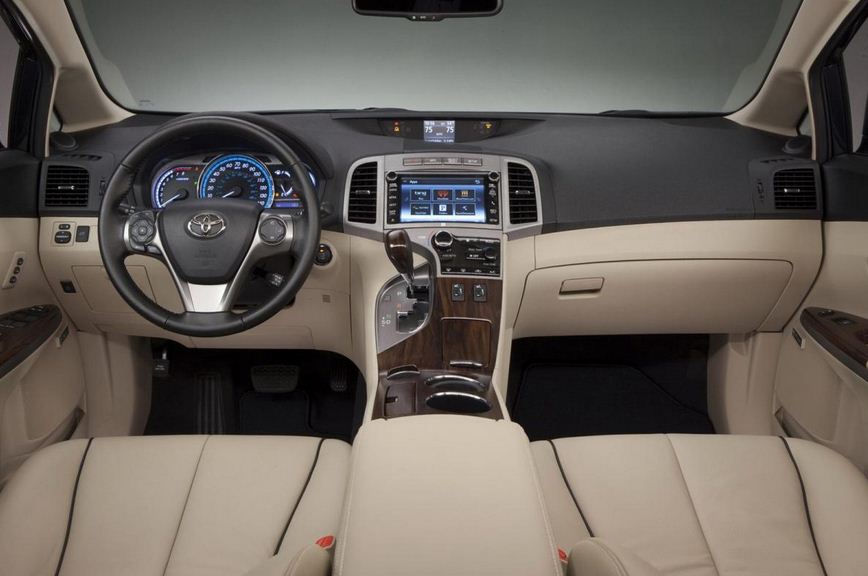 Toyota Avanza 2013