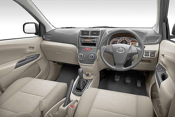 Toyota Avanza 2013