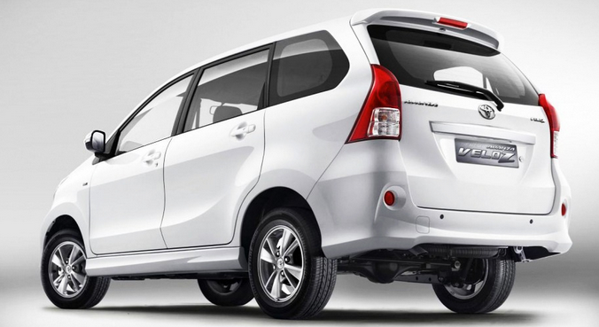 Toyota Avanza E