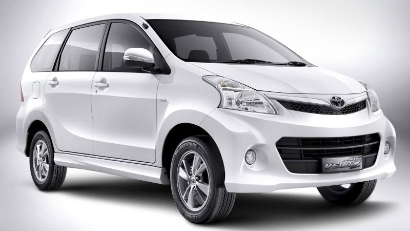Toyota Avanza E