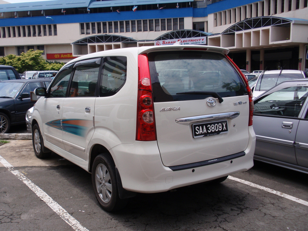 Toyota Avanza G