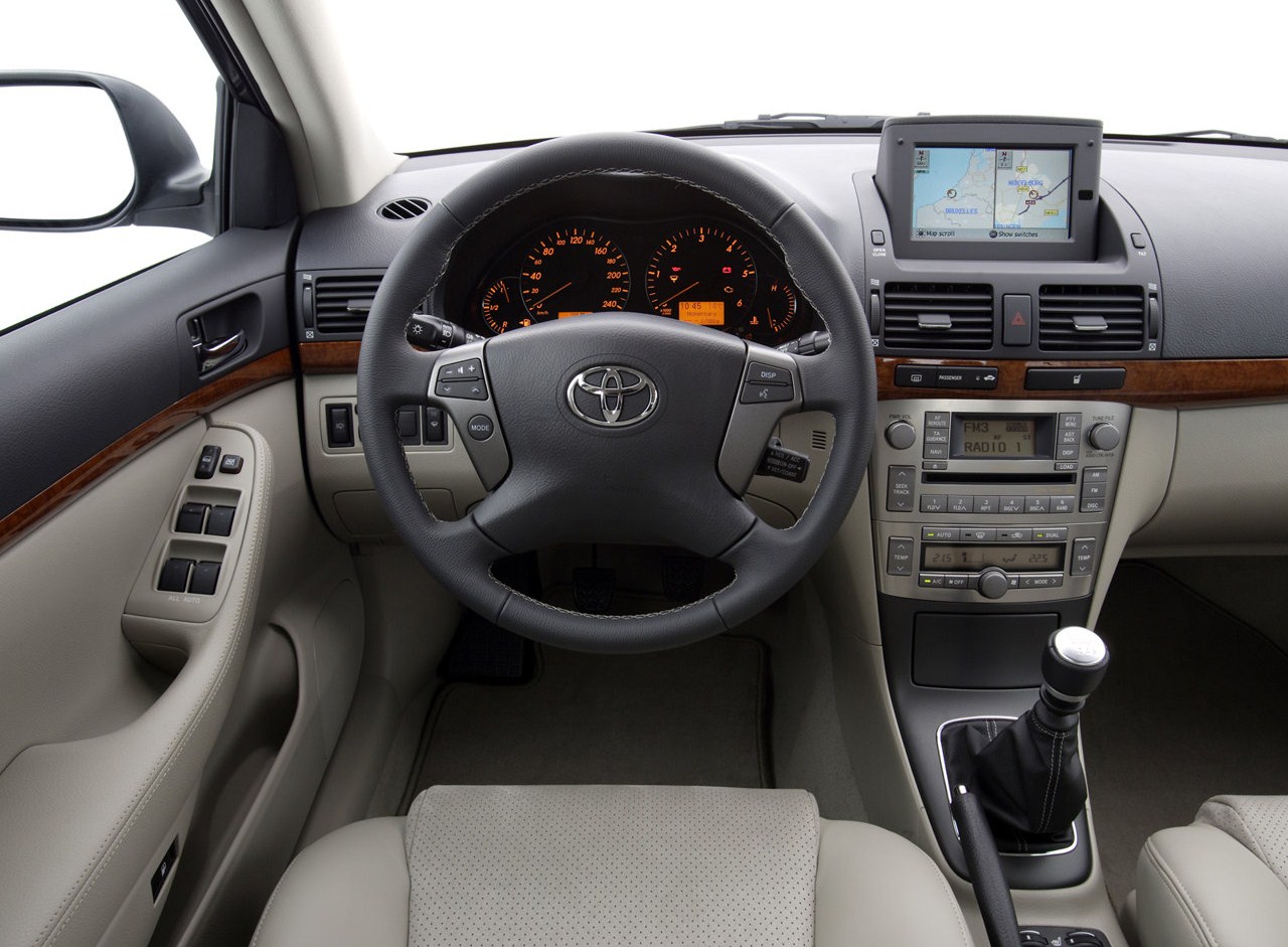 Toyota Avensis 1.8 Combi
