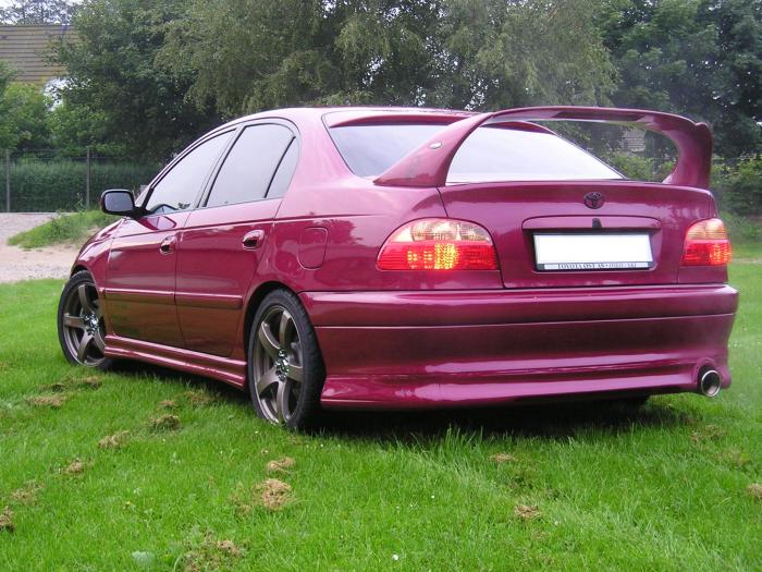 Toyota Avensis 1998 Model