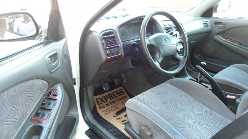 Toyota Avensis 1998 Model