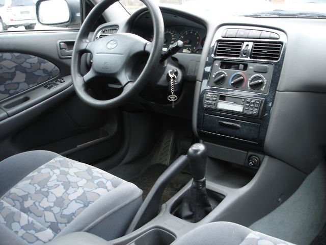 Toyota Avensis 1998