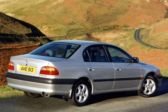 Toyota Avensis 1999