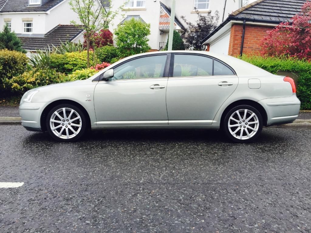 Toyota Avensis 2.0 D-4d Sol