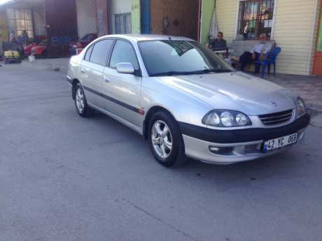 Toyota Avensis 2.0 Sol