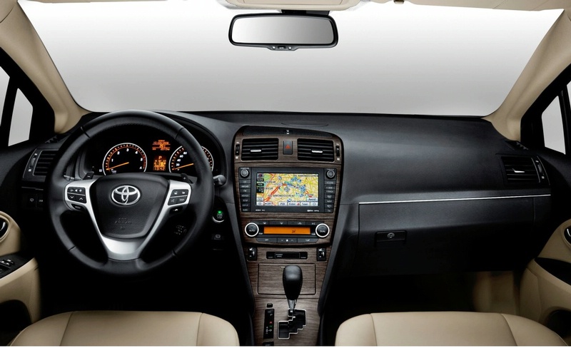 Toyota Avensis 2.4
