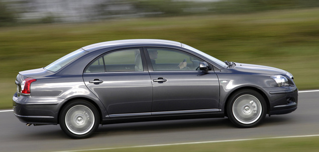 Toyota Avensis 20