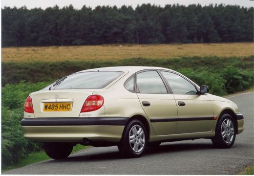 Toyota Avensis 2002
