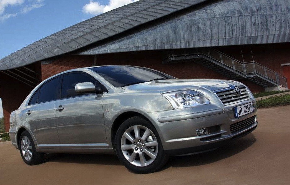 Toyota Avensis 2004