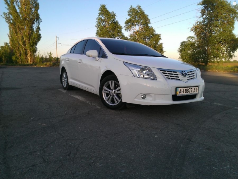 Toyota Avensis 2011