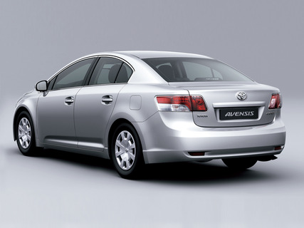 Toyota Avensis 2012