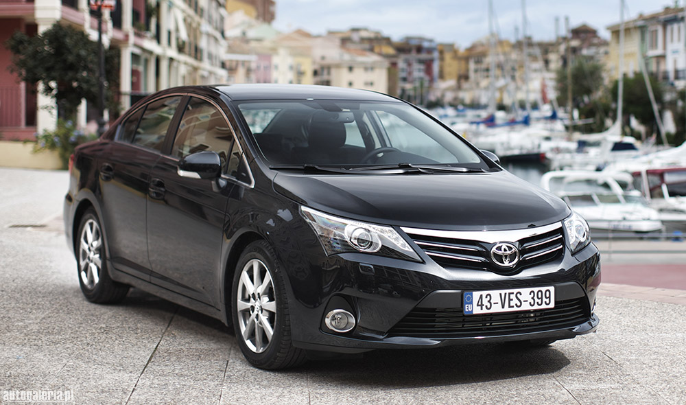 Toyota Avensis 2012