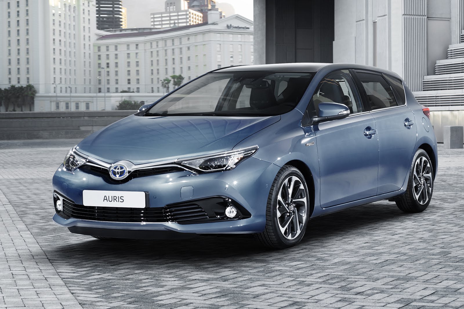 Toyota Avensis 2016