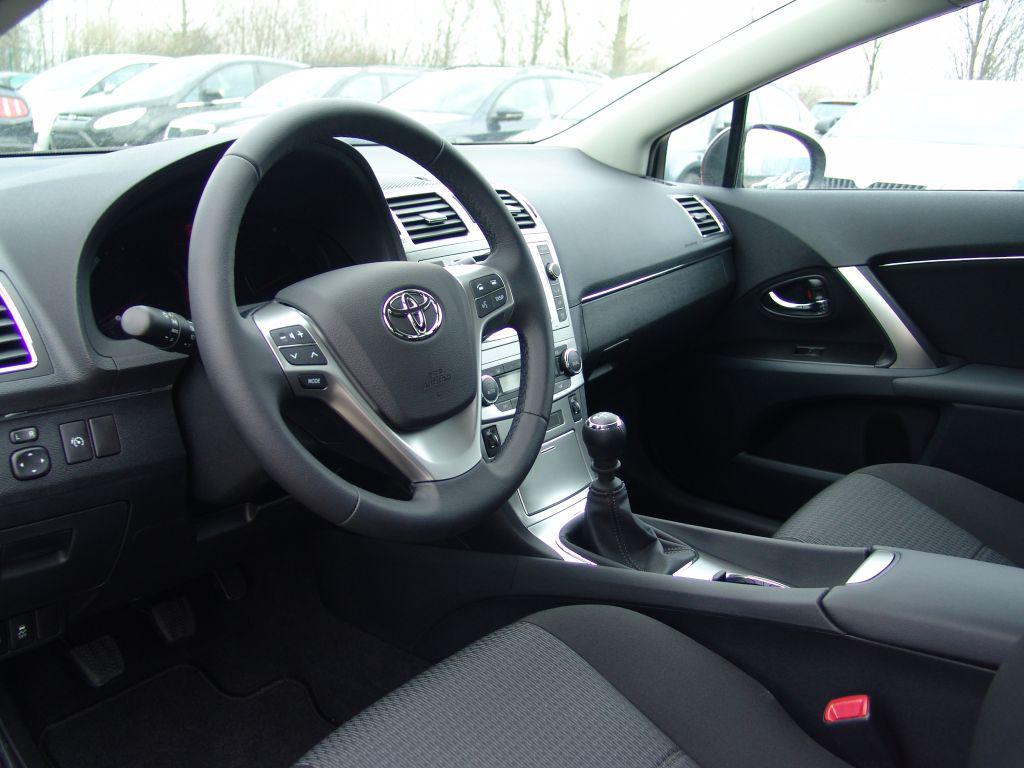 Toyota Avensis Combi