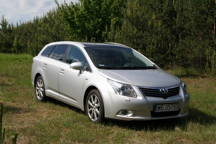Toyota Avensis Opinie