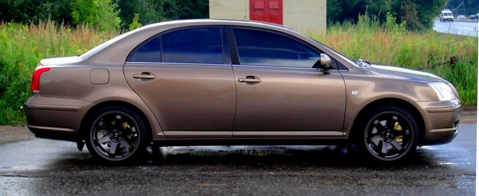 Toyota Avensis Sol