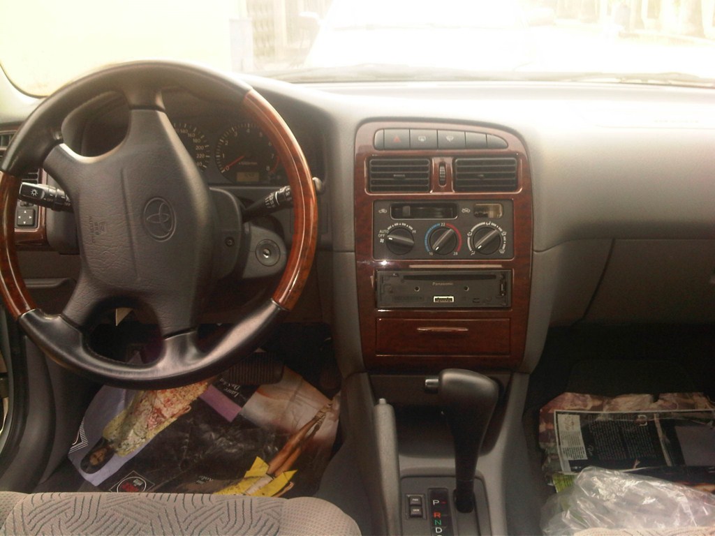 Toyota Avensis Sr