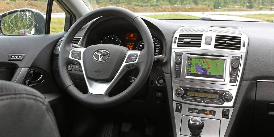 Toyota Avensis Stasjonsvogn