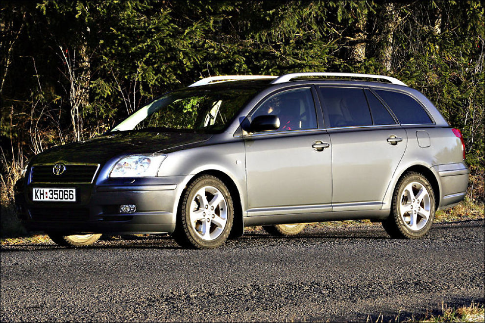 Toyota Avensis Stasjonsvogn