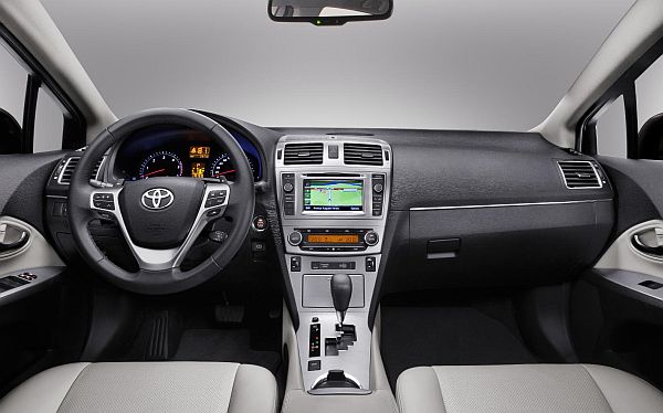 Toyota Avensis T4