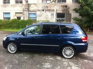 Toyota Avensis Verso 2.0 D-4d
