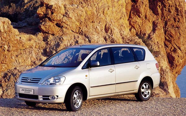 Toyota Avensis Verso 2008