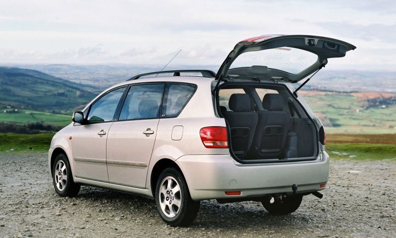 Toyota Avensis Verso 2014