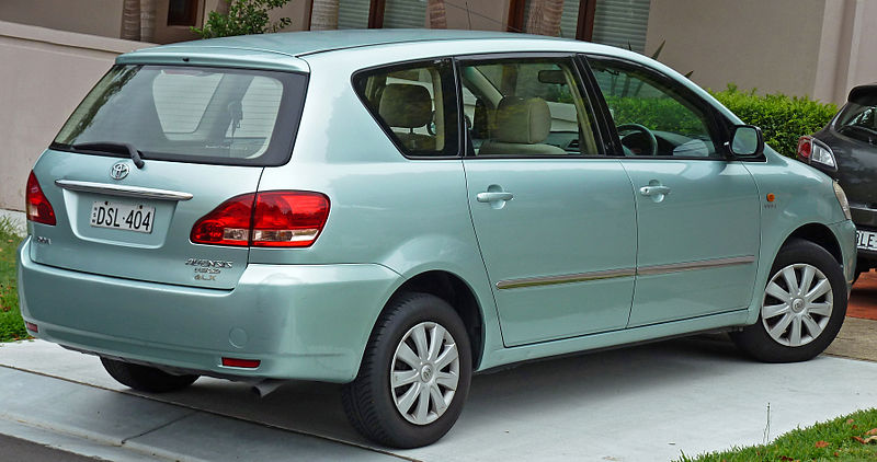 Toyota Avensis Verso