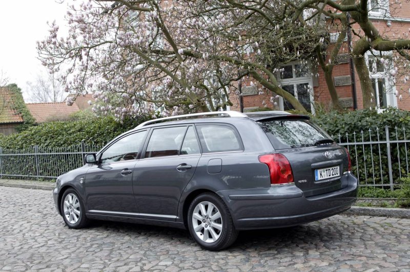 Toyota Avensis Wagon 2005