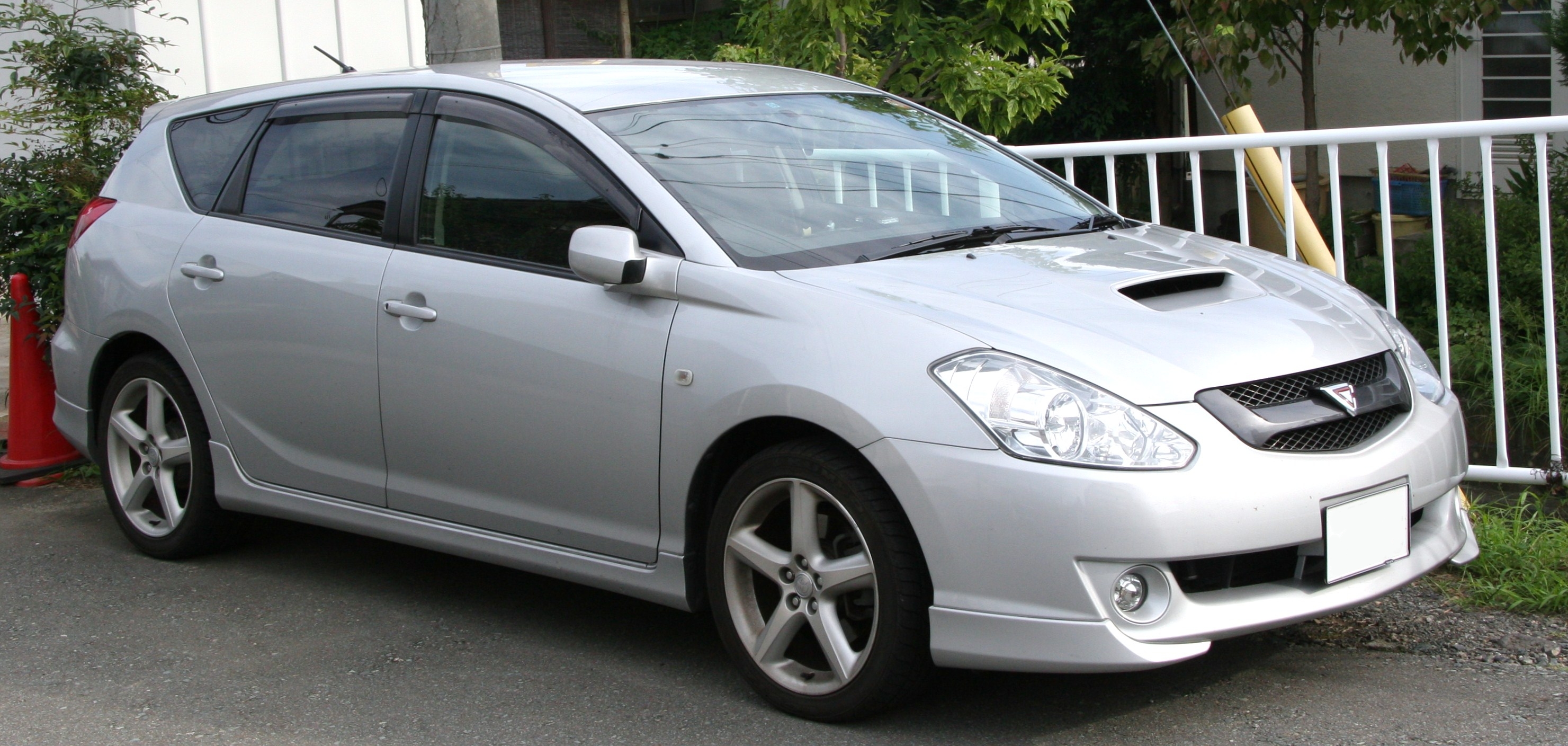 Toyota Caldina 2010