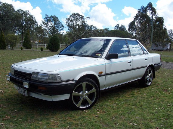 Toyota Camry 1990