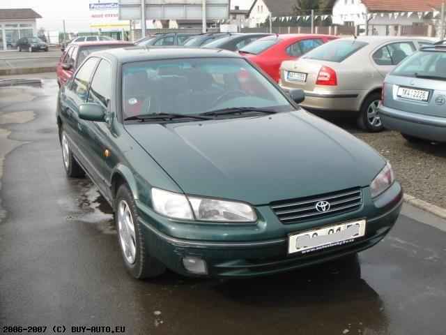 Toyota Camry 2.2 Gl