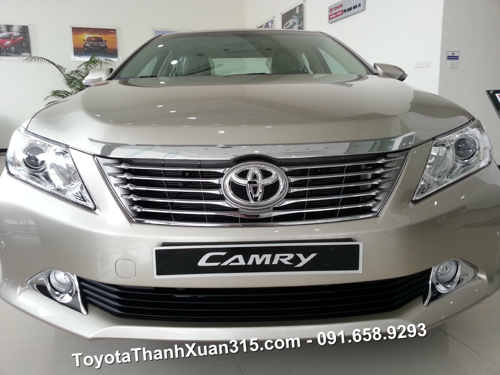 Toyota Camry 2.5 Q 2014