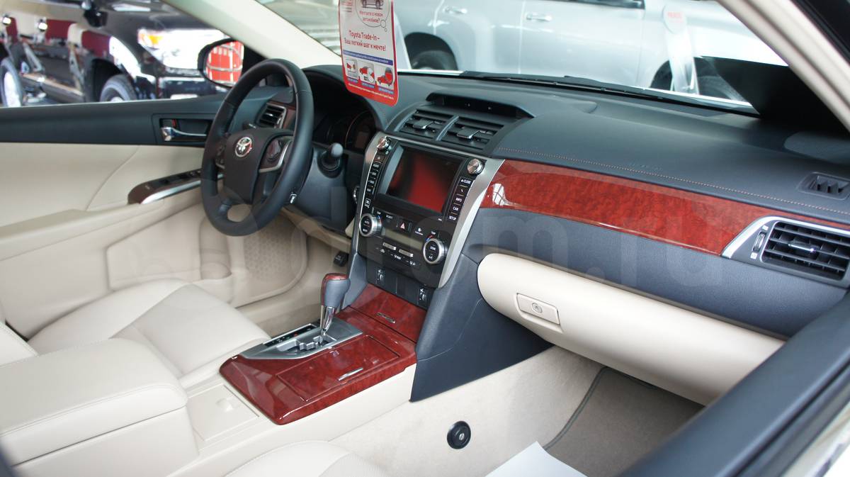 Toyota Camry 2013