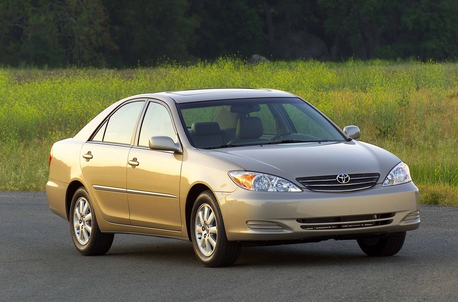 Toyota Camry 24