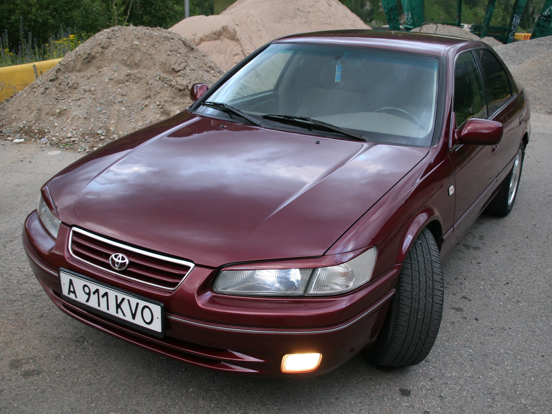 Toyota Camry 25