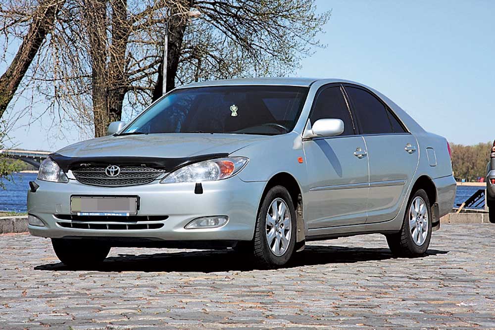 Toyota Camry 30