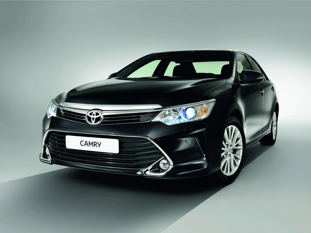 Toyota Camry 55 2015