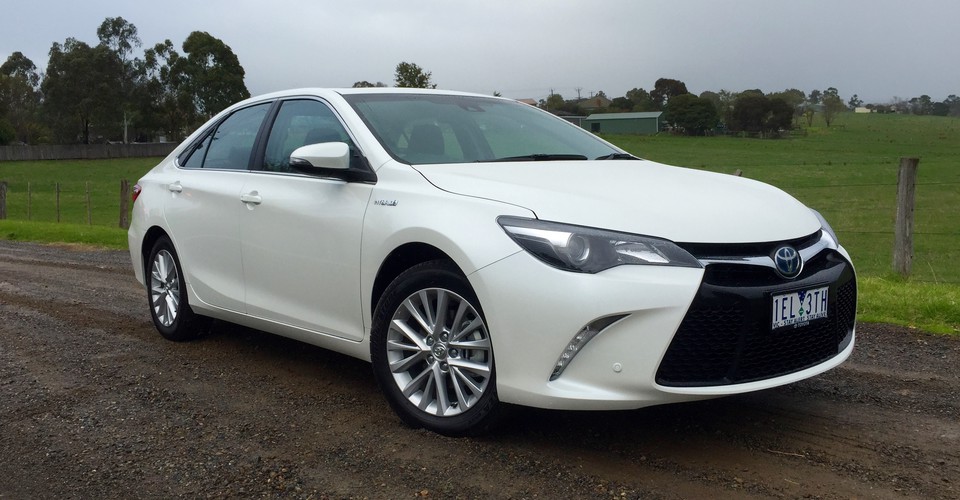 Toyota Camry Atara Sx