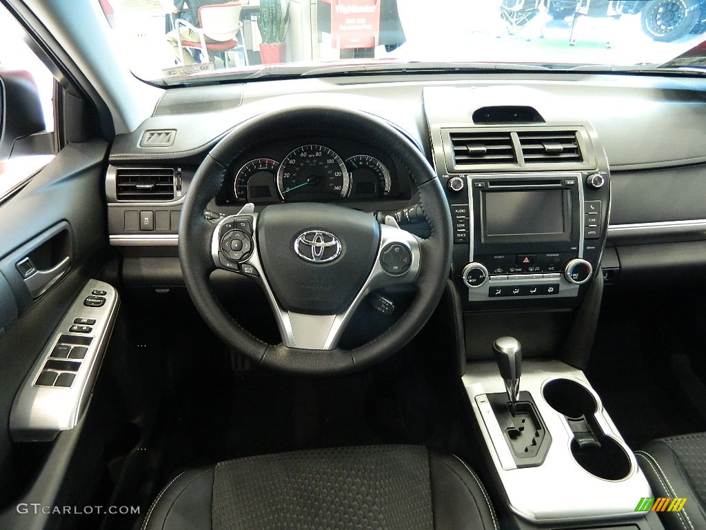 Toyota Camry Black 2014