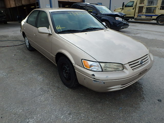 Toyota Camry Ce